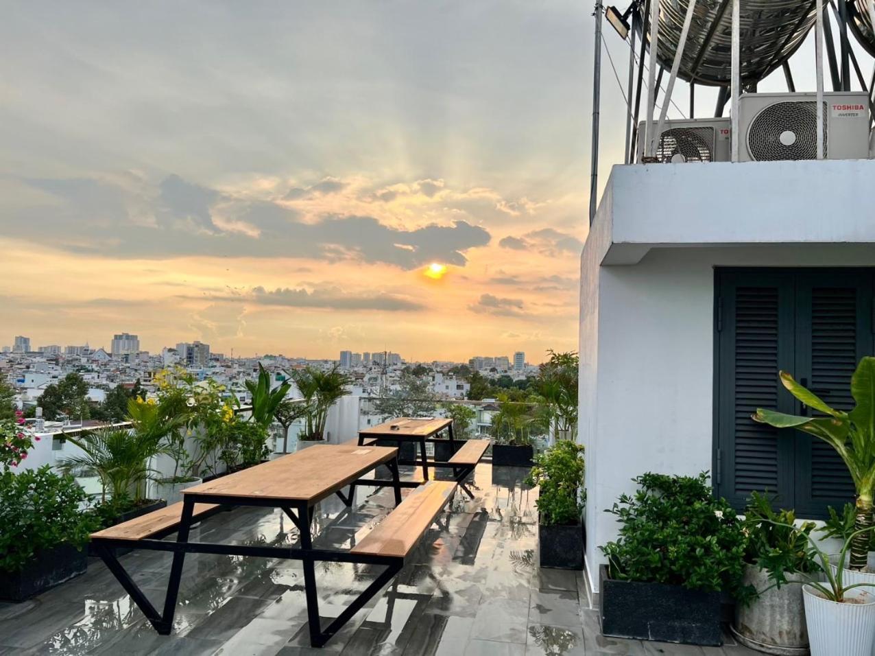 Riversidehome Nearairport/netflix/chill/terrace * Ho Chi Minh City